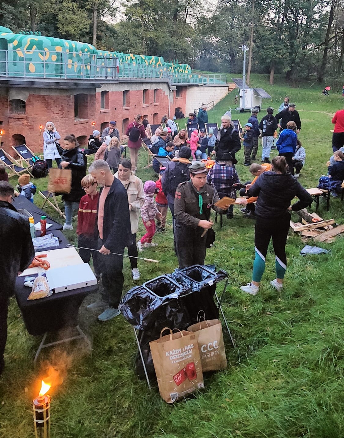 Mistrzejowicki Piknik w Ramach "Żywych Lekcji Historii"