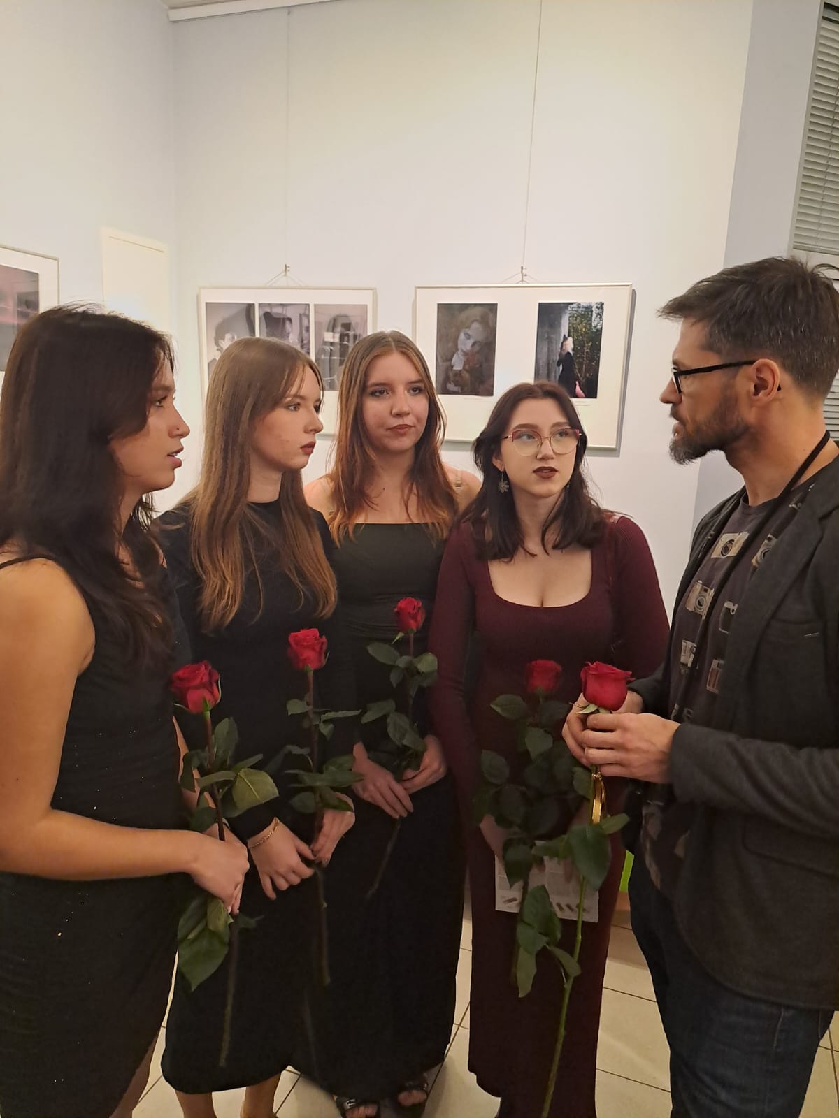 Wystawa Fotografii "Światło Uchwycone" 