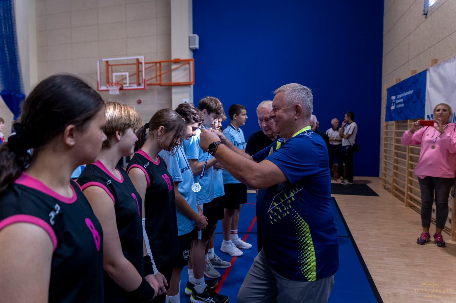 "Dzielnicowy Volleball" 