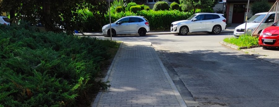 Nowo wyremontowany chodnik na os. Mistrzejowice Nowe